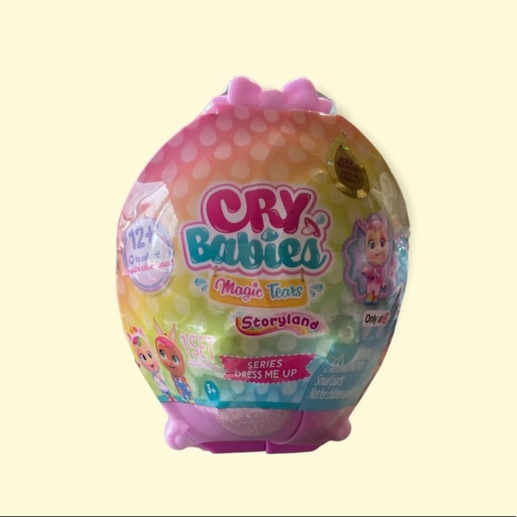 Cry Babies Magic Tears Storyland Dress Me Up Series Doll w/ 8 Accs NEW & SEALED - Picture 3 of 5